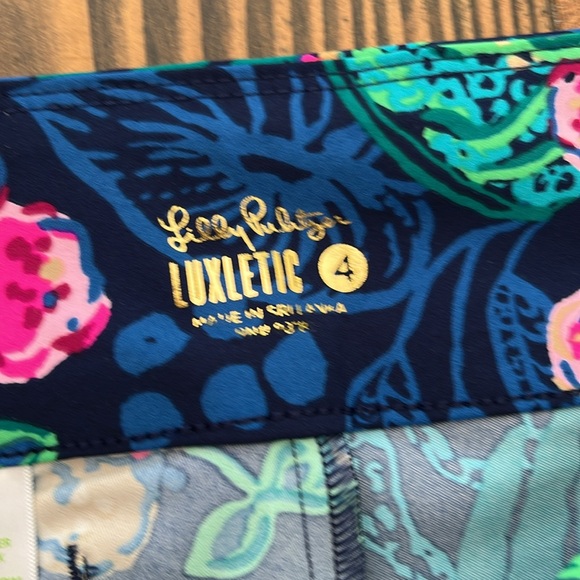 Lilly Pulitzer Corso Active Golf Pants Size 4 Colorful Print Floral Leopards - Picture 6 of 7